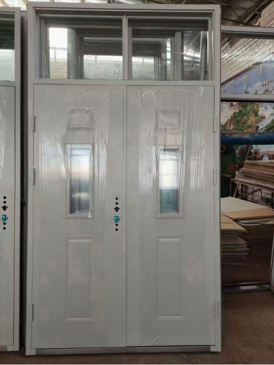 南口街道学校教室门