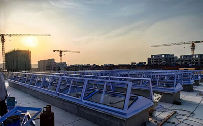 消防南口街道排烟窗开启角度