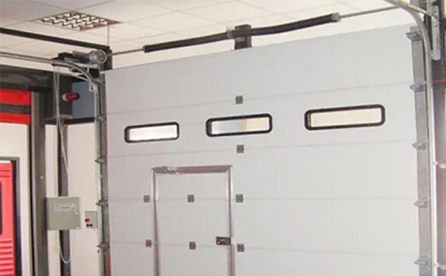 南口街道工业提升门的安装方法