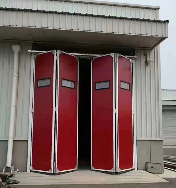 南口街道工业折叠门在大型装配车间出入口的应用实例