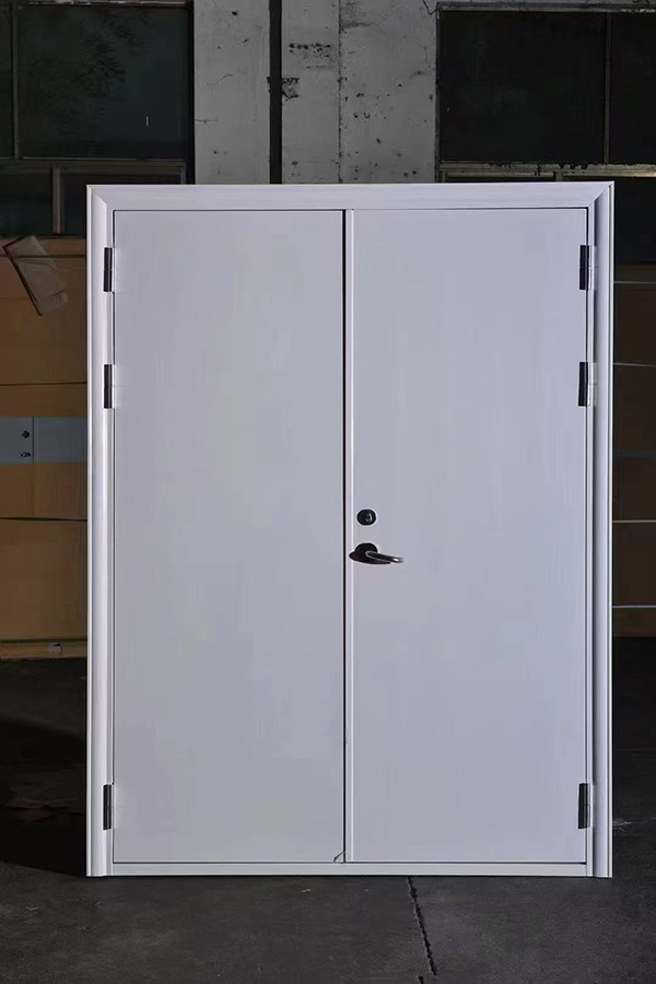 酒店项目完成公共区域南口街道防火门布设